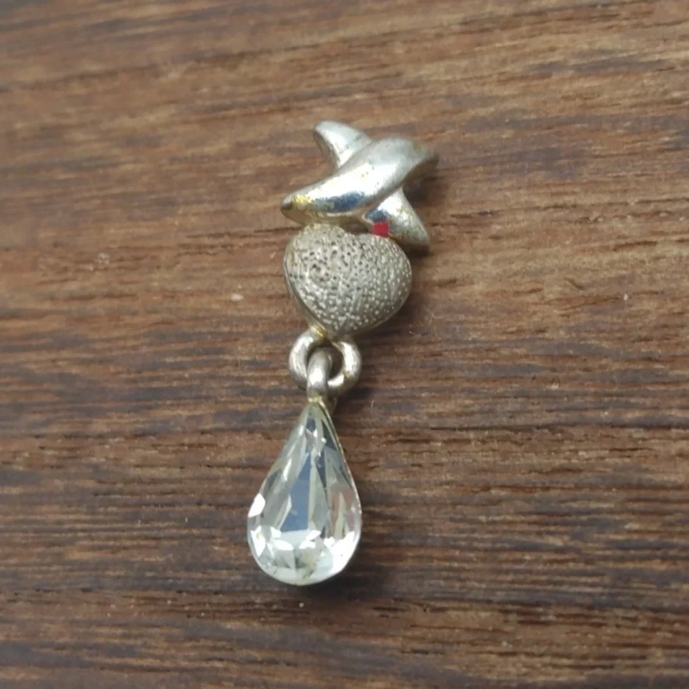 X heart droplet‎ necklace pendant